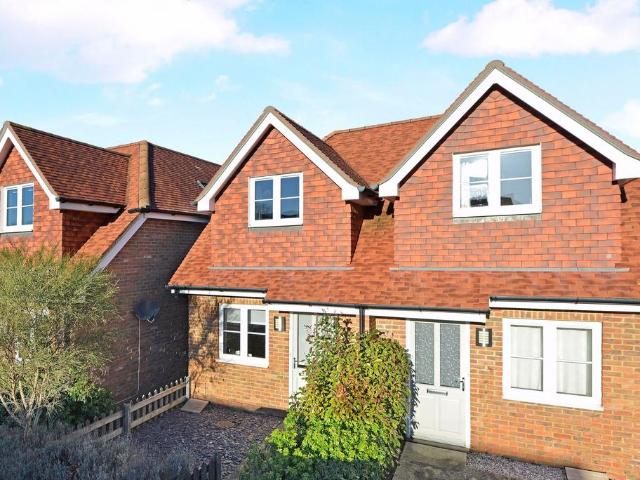 2 bedroom house to rent