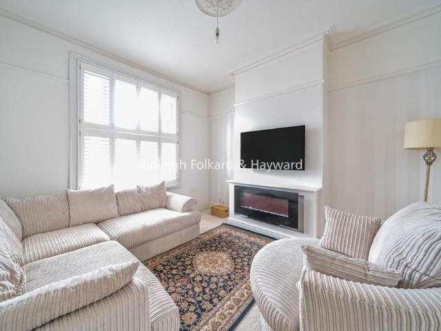 2 bedroom house to rent