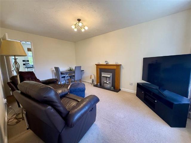 2 bedroom house to rent