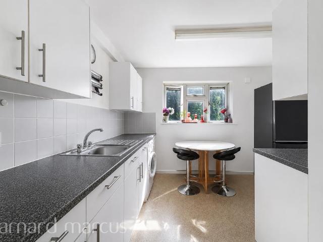 2 bedroom house to rent