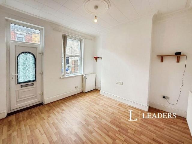 2 bedroom house to rent