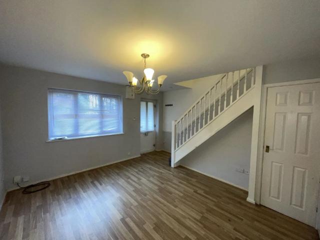 2 bedroom house to rent