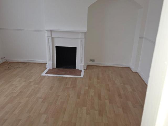 2 bedroom house to rent