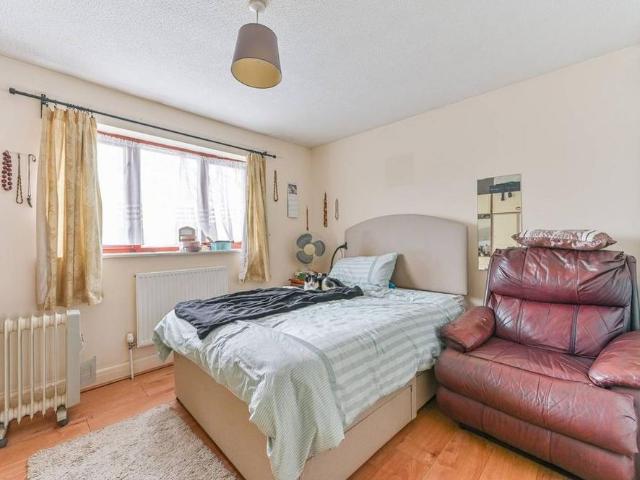 2 bedroom house to rent