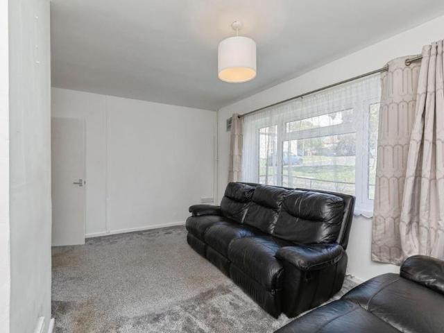 2 bedroom house to rent