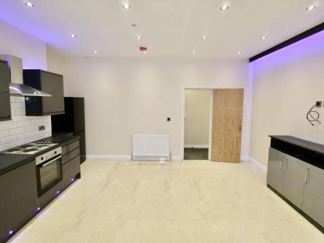 2 bedroom house to rent