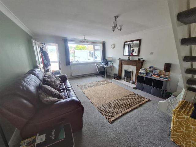 2 bedroom house to rent