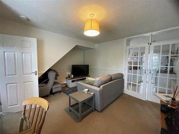 2 bedroom house to rent