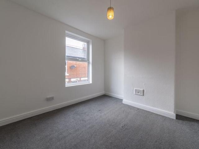 2 bedroom house to rent
