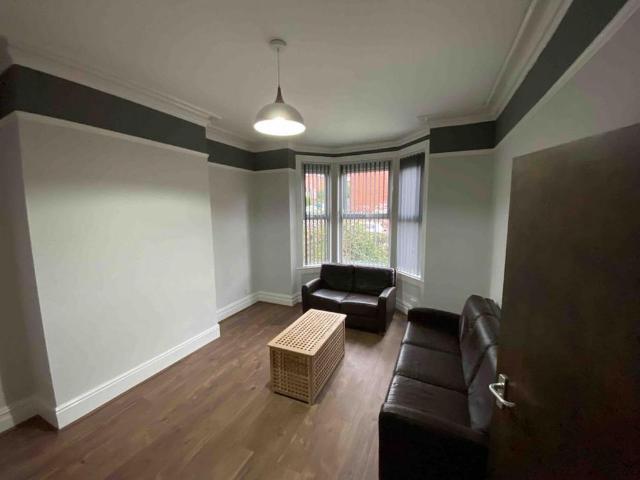 2 bedroom house to rent