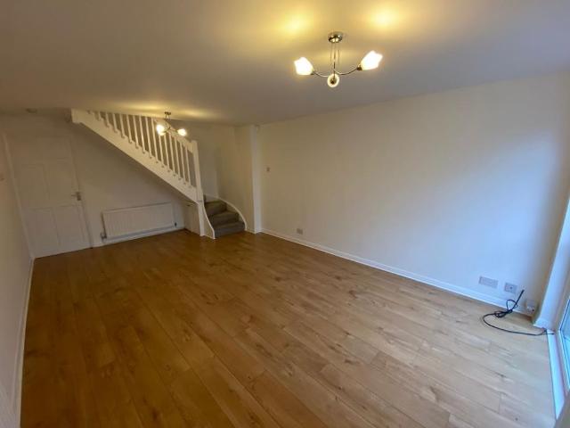 2 bedroom house to rent