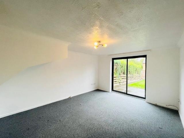 2 bedroom house to rent