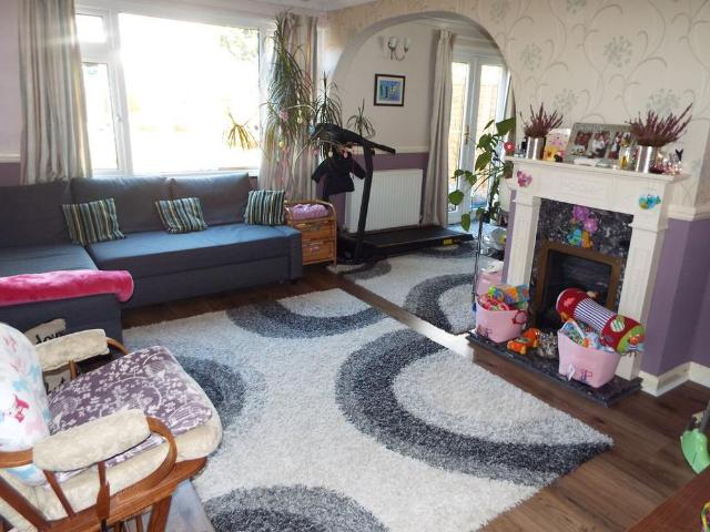 2 bedroom house to rent