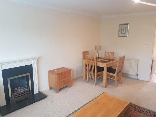 2 bedroom house to rent