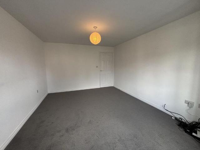 2 bedroom house to rent