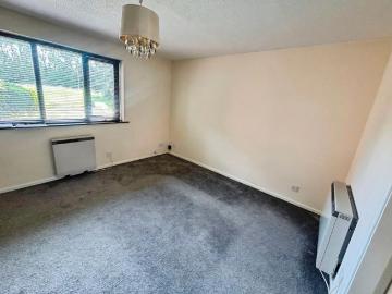 2 bedroom house to rent