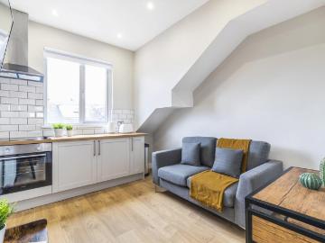 2 bedroom house to rent