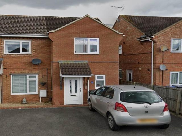 2 bedroom house to rent