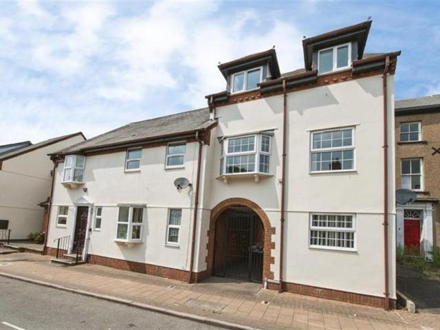 2 bedroom house to rent