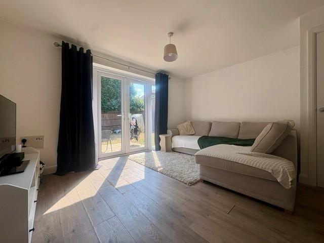 2 bedroom house to rent
