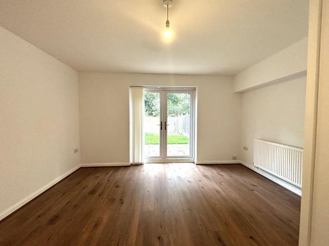 2 bedroom house to rent