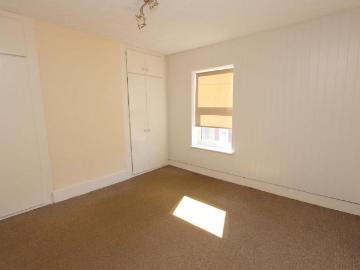 2 bedroom house to rent