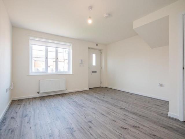 2 bedroom house to rent