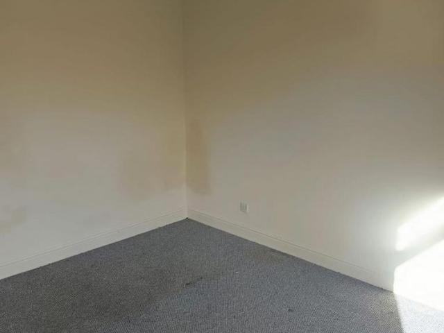 2 bedroom house to rent