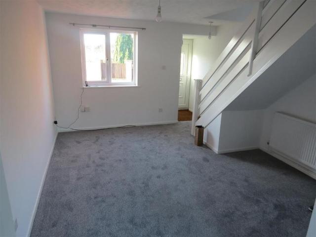 2 bedroom house to rent