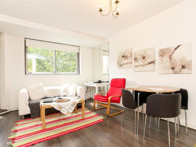 2 bedroom house to rent