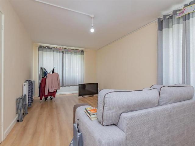 2 bedroom house to rent