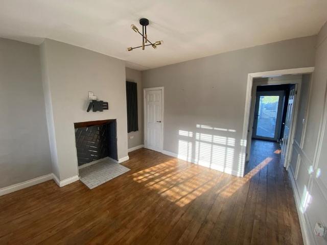 2 bedroom house to rent