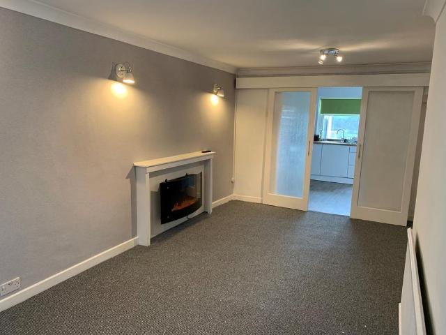 2 bedroom house to rent