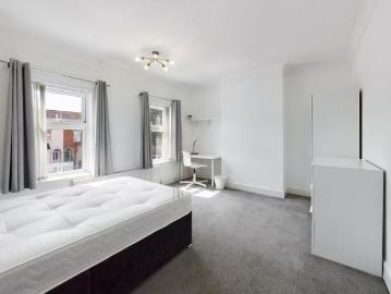 2 bedroom house to rent