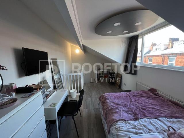 2 bedroom house to rent