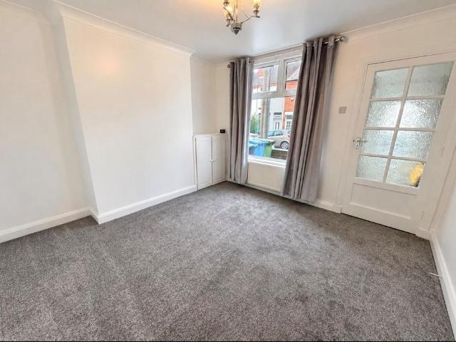 2 bedroom house to rent