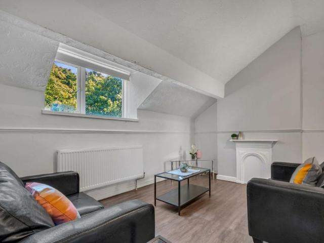 2 bedroom house to rent