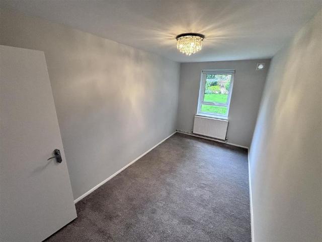 2 bedroom house to rent