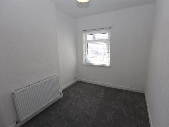 2 bedroom house to rent