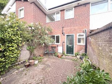 2 bedroom house to rent