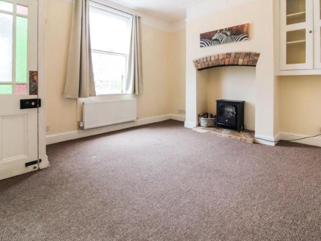 2 bedroom house to rent
