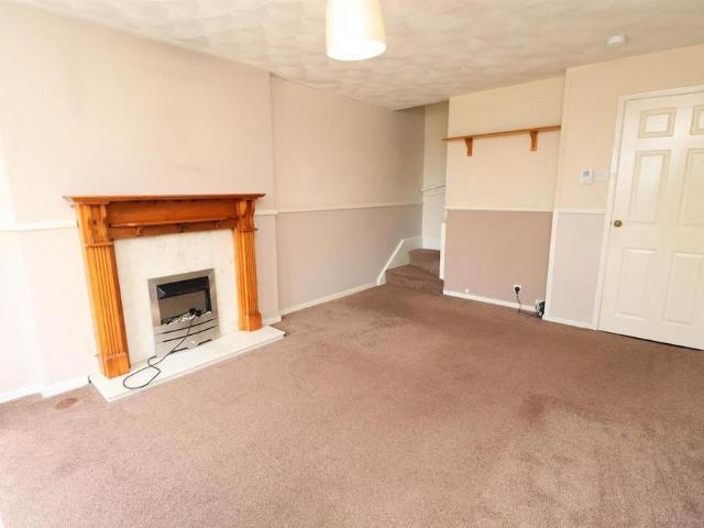 2 bedroom house to rent
