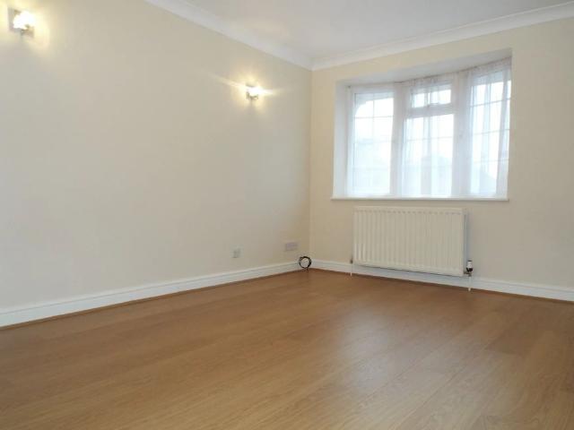 2 bedroom house to rent