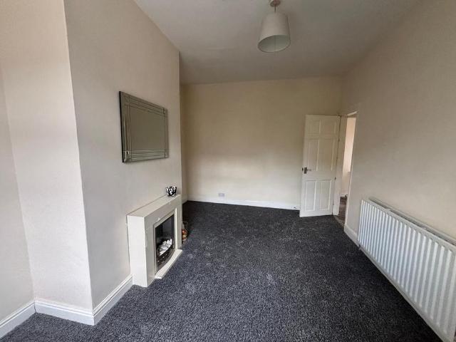 2 bedroom house to rent