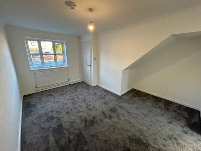 2 bedroom house to rent