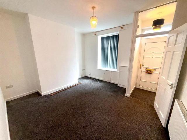 2 bedroom house to rent