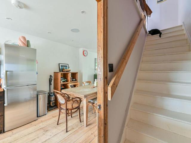 2 bedroom house to rent