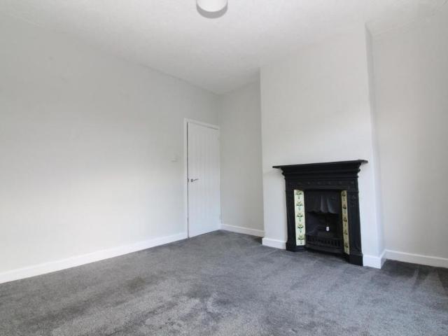 2 bedroom house to rent