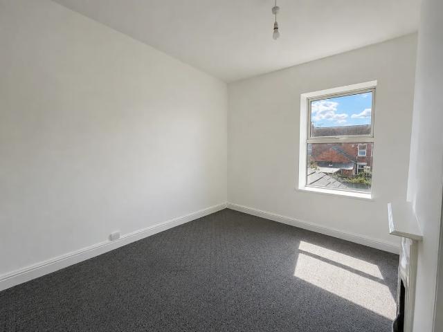 2 bedroom house to rent