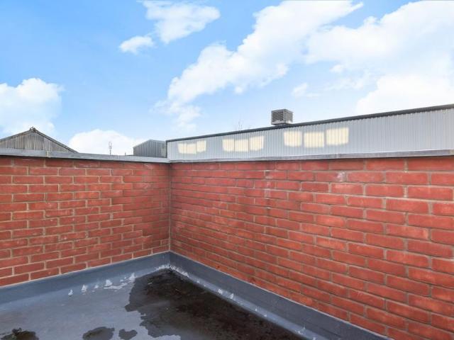 2 bedroom house to rent